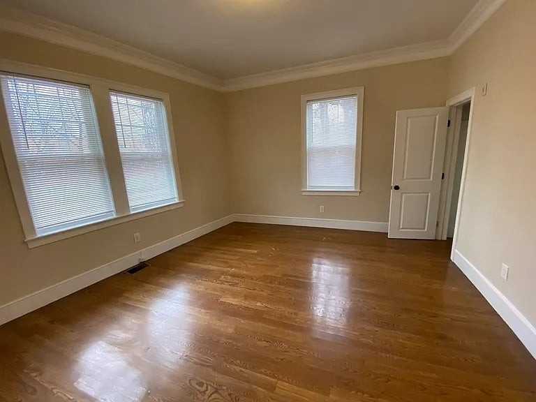 27 Lamartine St #2 - Photo 5 of 9