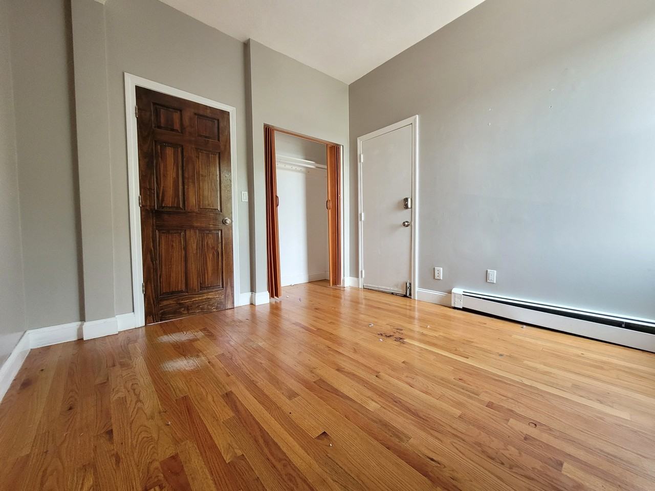 338 Warren St #6 - Photo 2 of 11