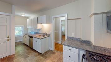 featured image of 122 Gladstone St #A
