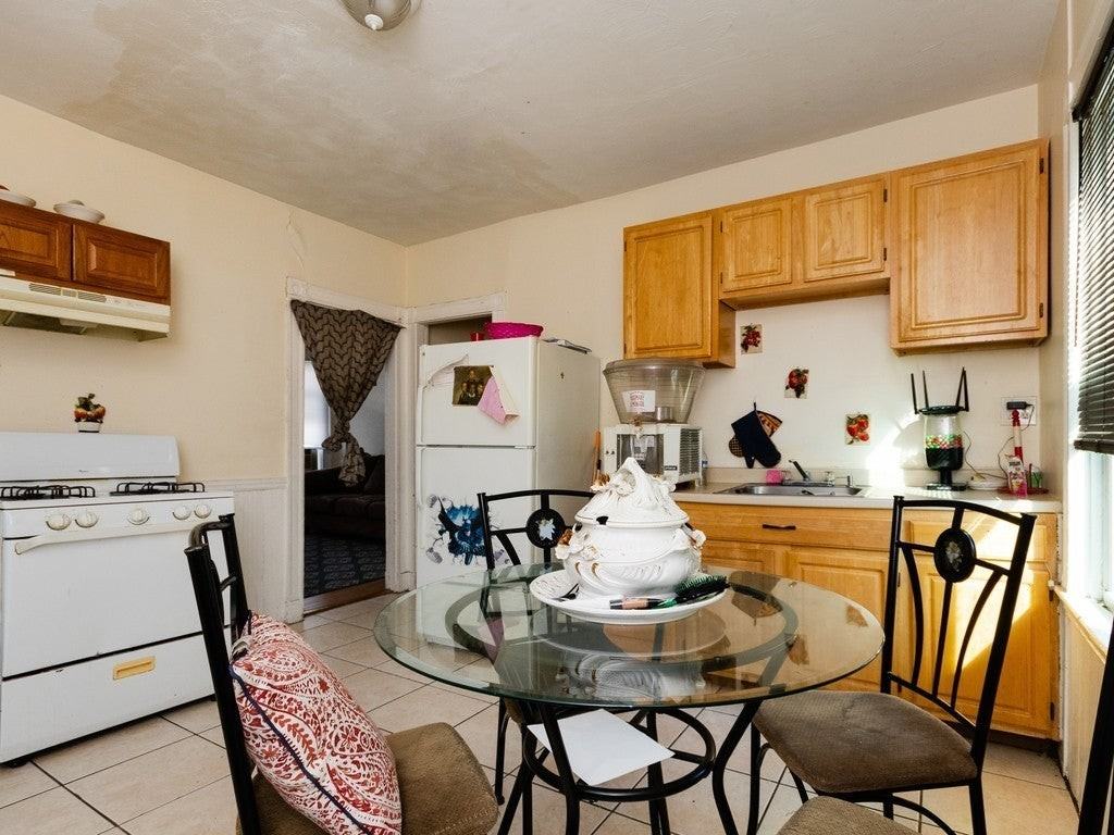 79 Topliff St #2 - Photo 4 of 20