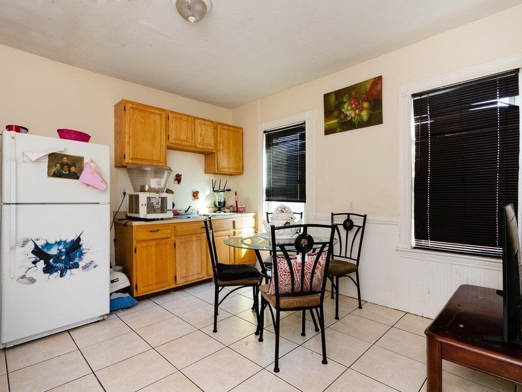 79 Topliff St #2 - Photo 5 of 20