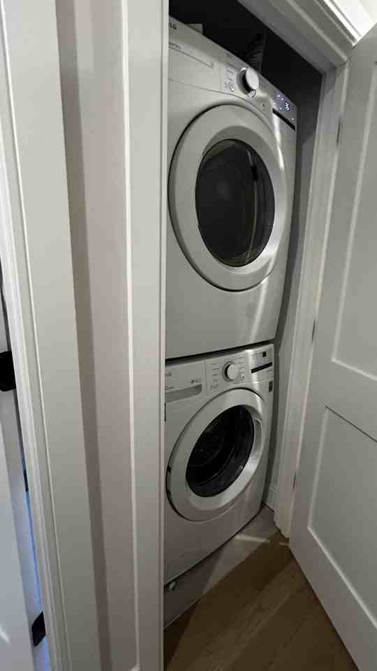 47 Englewood Ave #2 - Photo 5 of 5