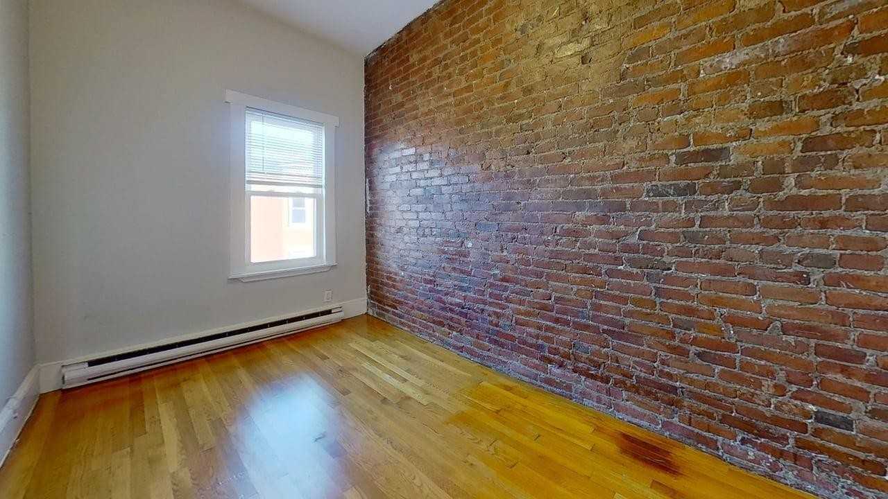 2 Mark St #3 - Photo 4 of 15