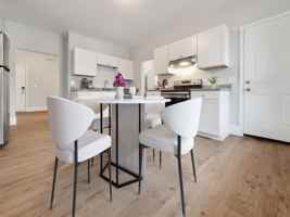 featured image of 108 Callender St #2