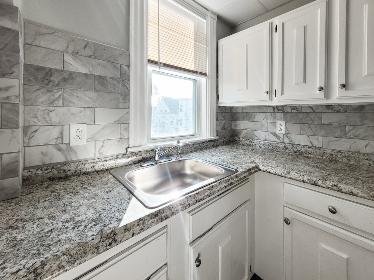 40 Hancock St #2 - Photo 4 of 18