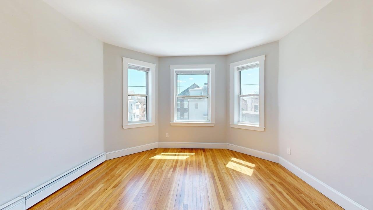 17 Morris St #2 - Photo 6 of 9