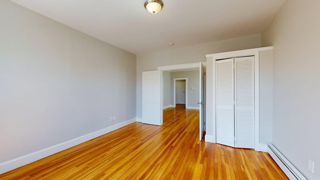 17 Morris St #2 - Photo 7 of 9