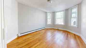 featured image of 205 Chelsea St #3