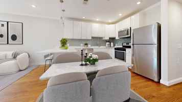 featured image of 2747 Washington St #1