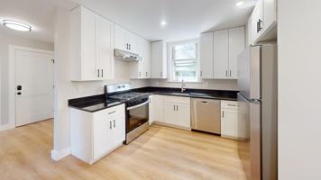 featured image of 8 Curtis St #2