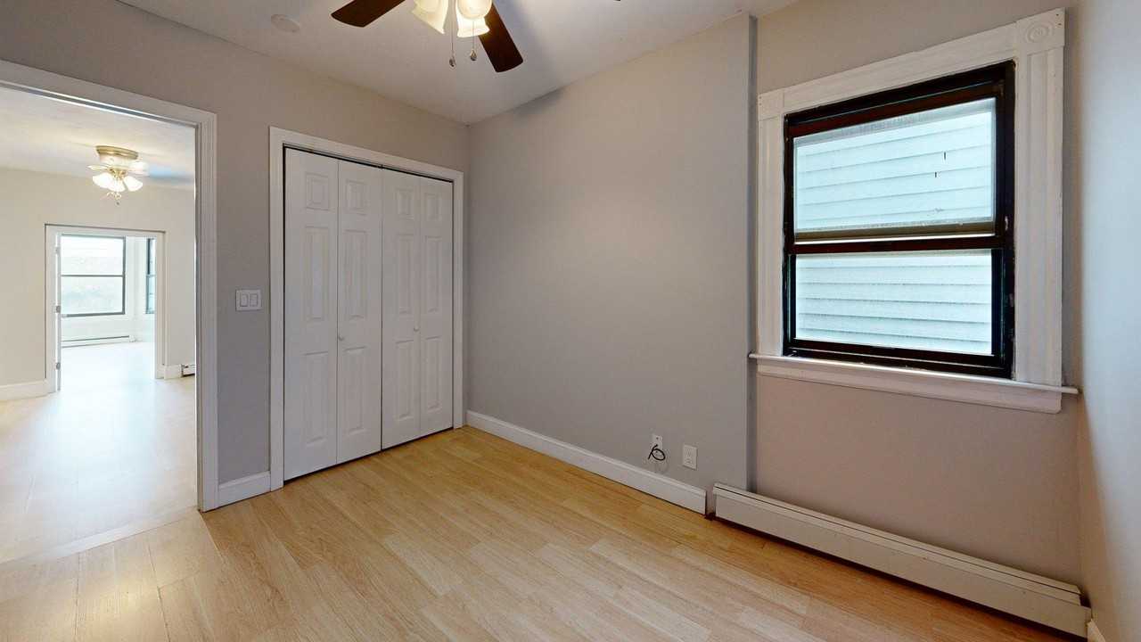225 E Eagle St #1 - Photo 7 of 15
