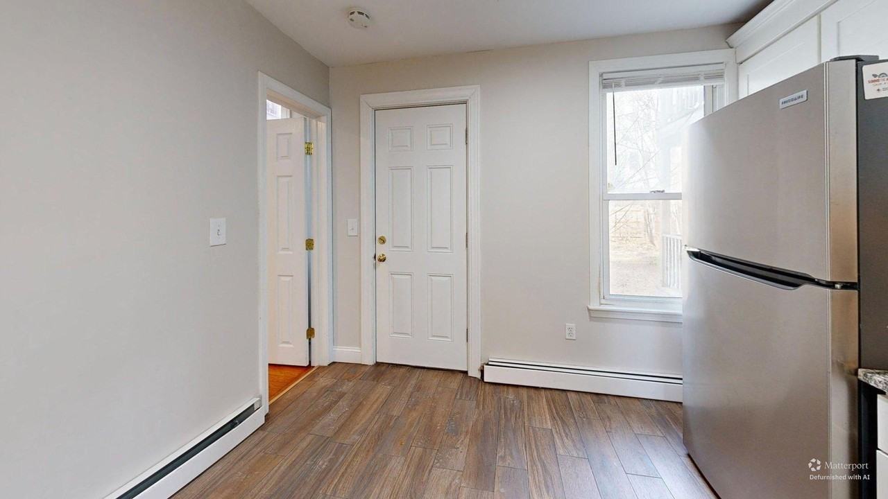 206 Princeton St #3 - Photo 2 of 14