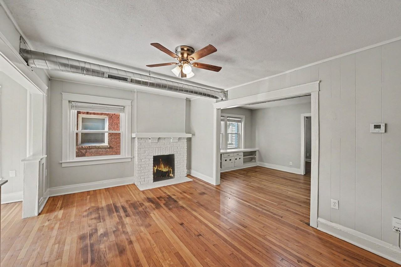 4220 Harrison St - Photo 5 of 27