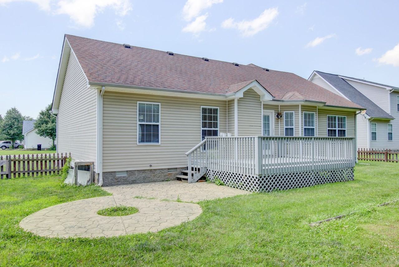 3729 Kendra Ct N - Photo 2 of 50