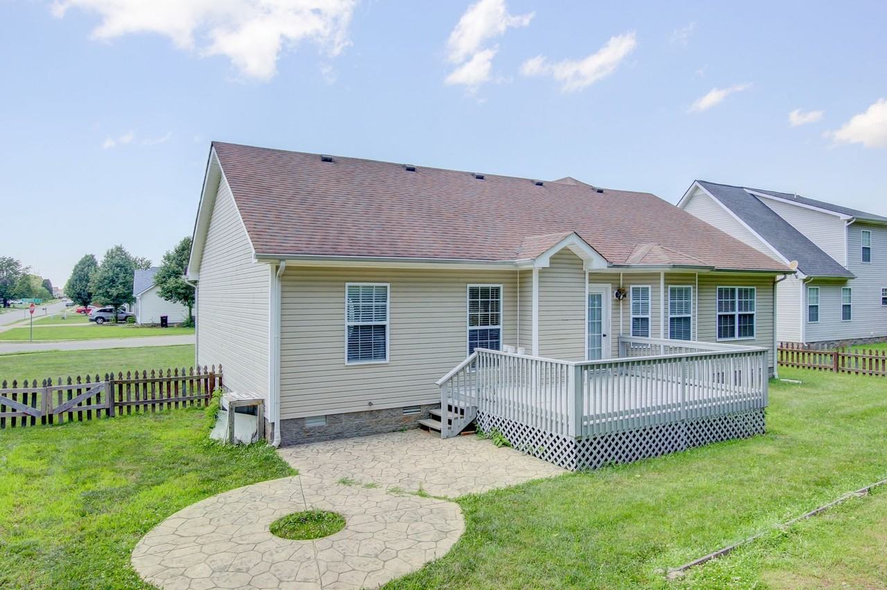 3729 Kendra Ct N - Photo 3 of 50