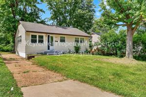 featured image of 10617 Dunkeld Cir