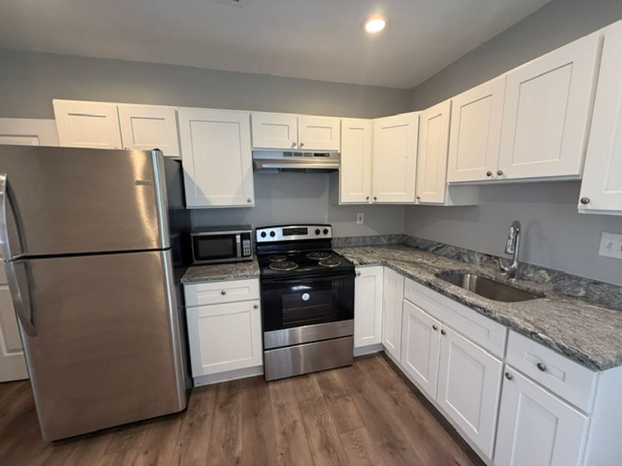 1715 N Bailey St - Photo 2 of 13