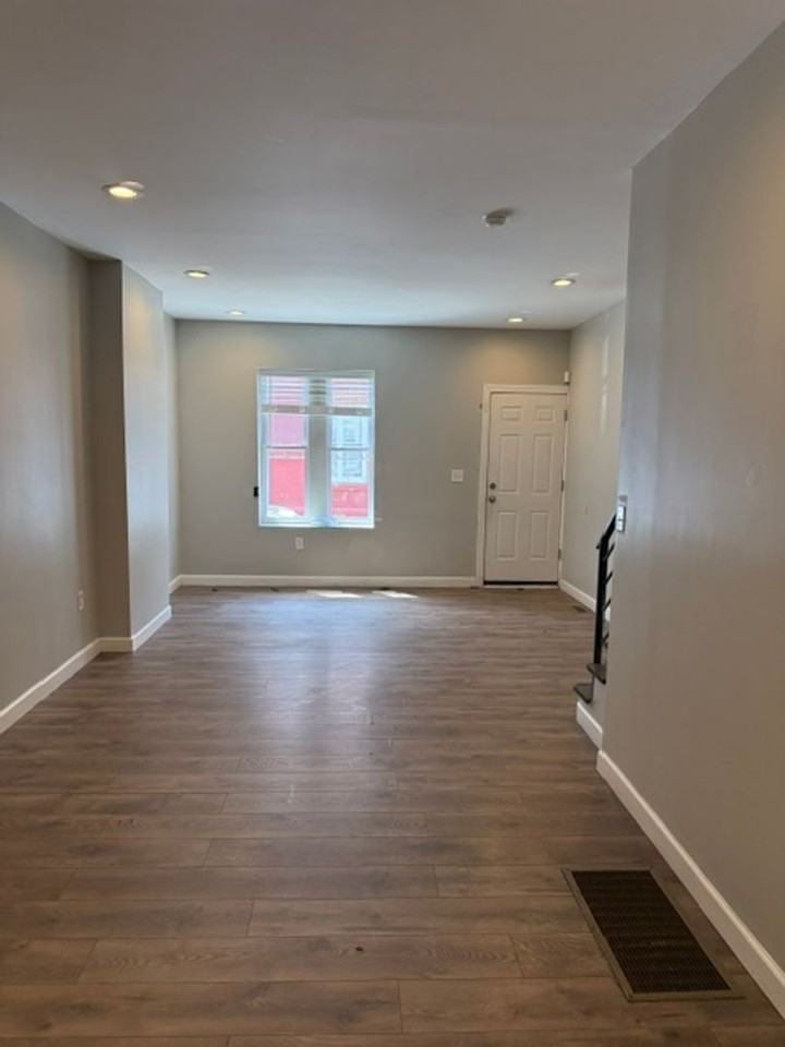 1715 N Bailey St - Photo 4 of 13