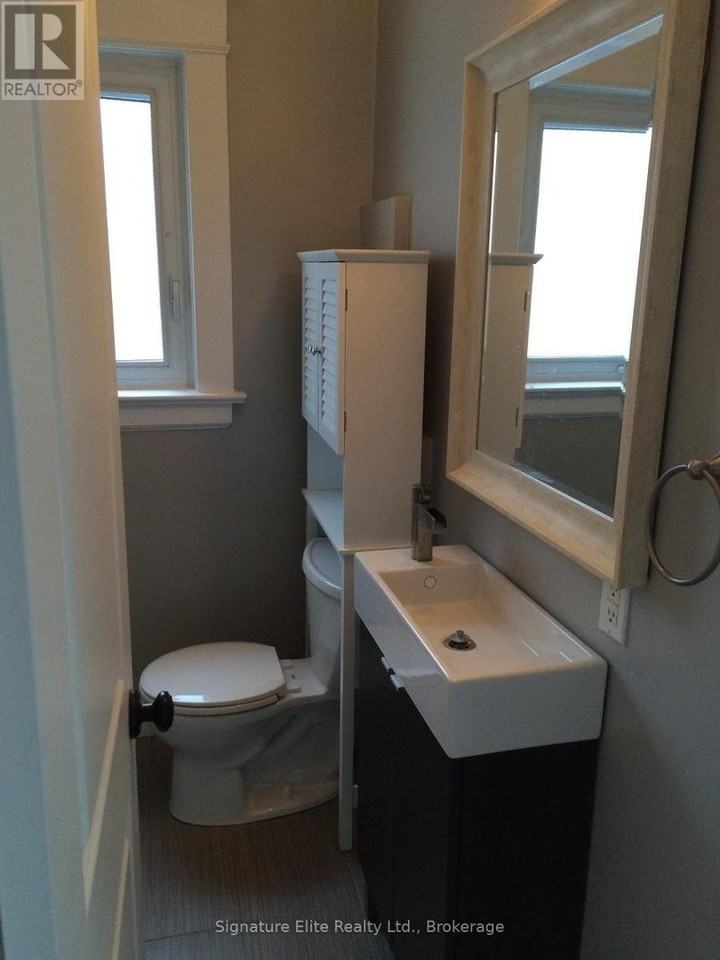 210 Pearson Ave - Photo 7 of 11