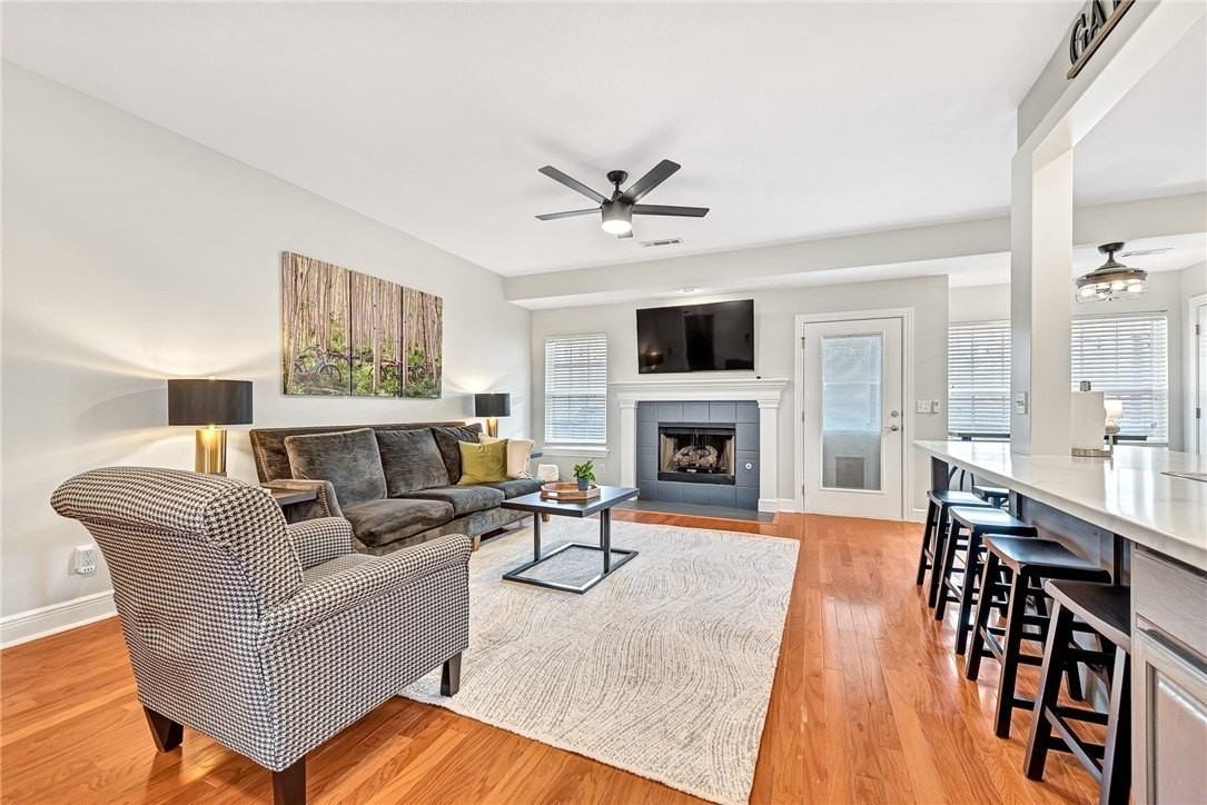 701 Sw Maidstone Ave - Photo 2 of 32