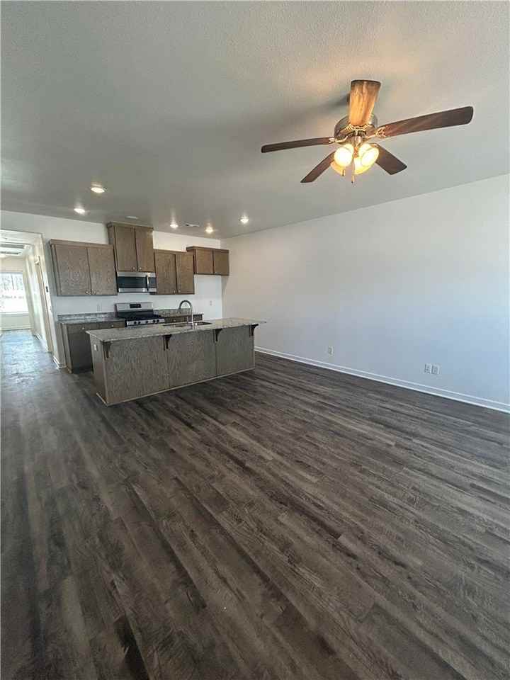 644 Hidden Springs Dr #1 - Photo 2 of 16