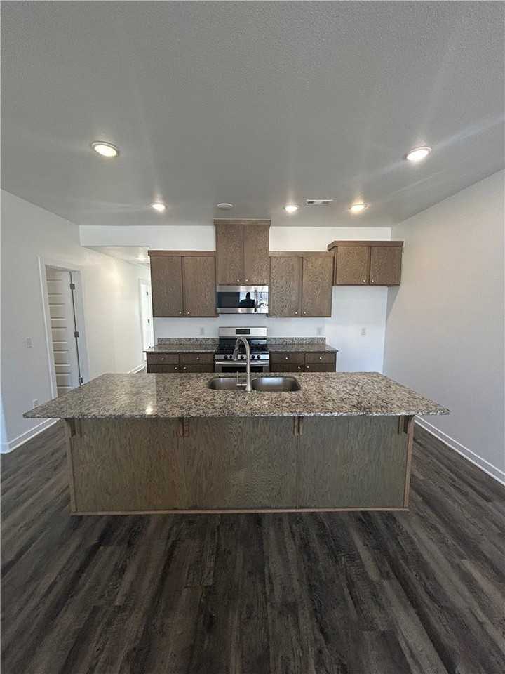 644 Hidden Springs Dr #1 - Photo 4 of 16