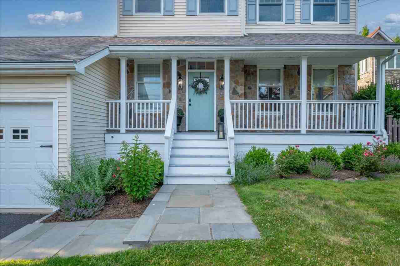 14 Woodale Pl - Photo 3 of 49