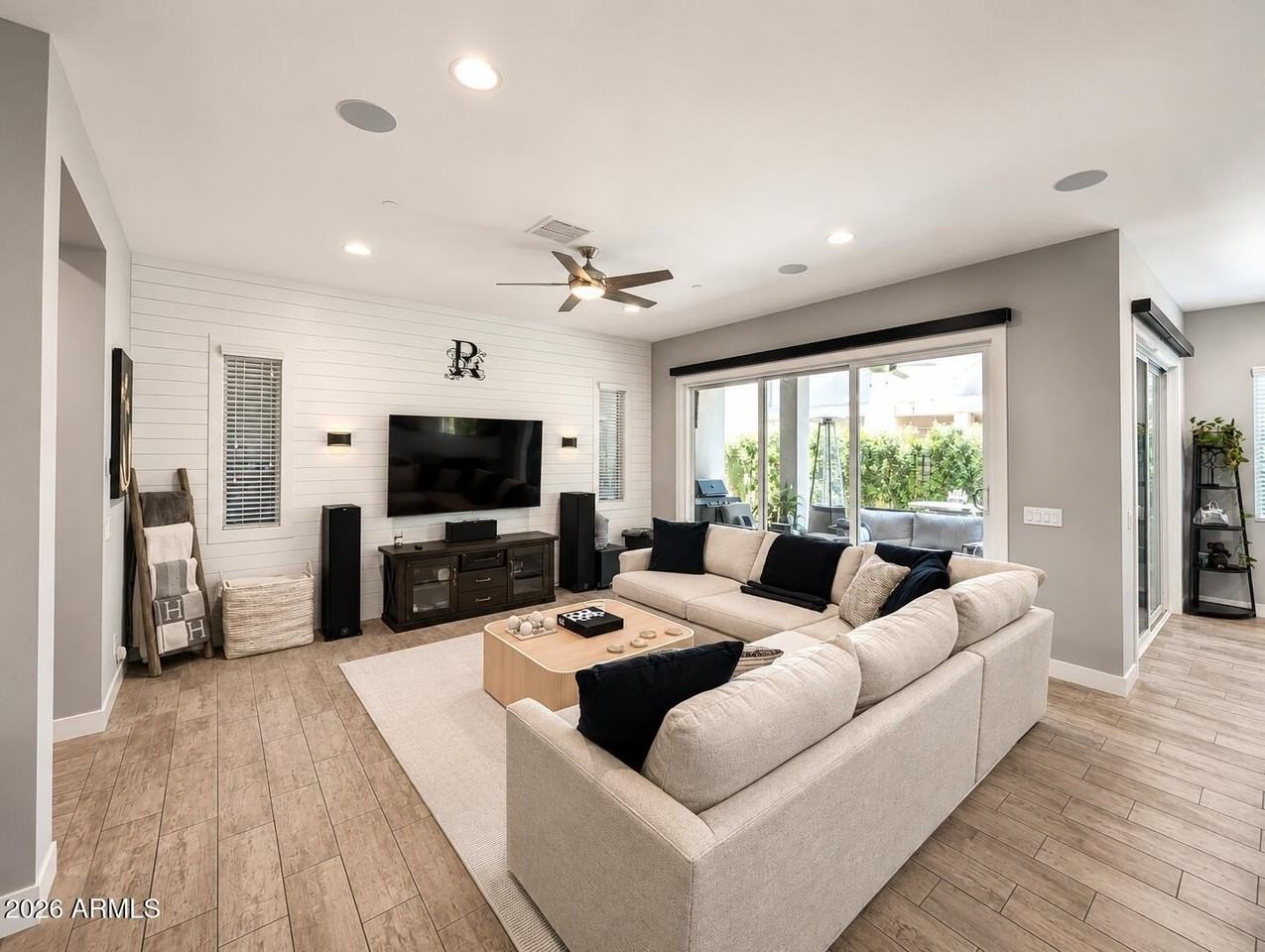 6931 E Orion Dr - Photo 3 of 13