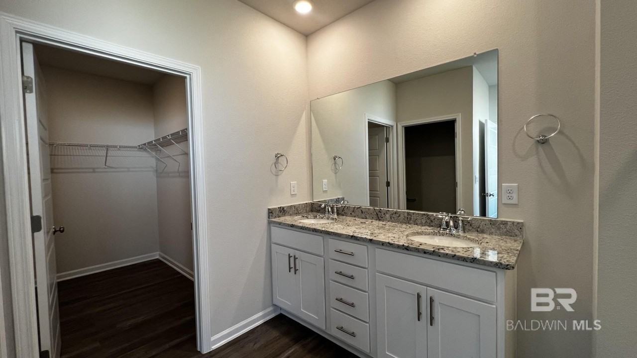 13564 Antler Hill Rd - Photo 6 of 16