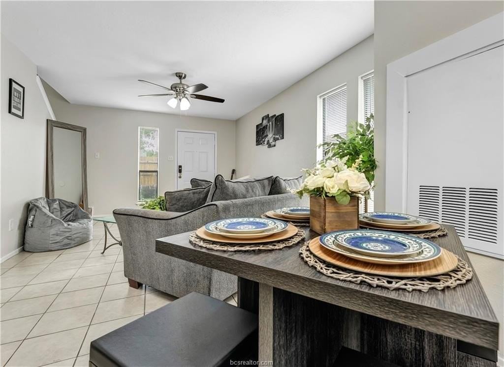 1516 Hawk Tree Dr #A - Photo 5 of 15
