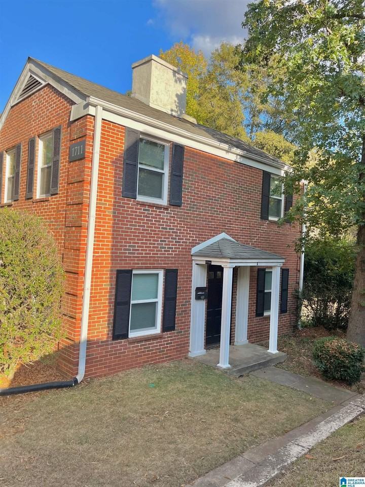 1711 Valley Ave #A - Photo 2 of 21