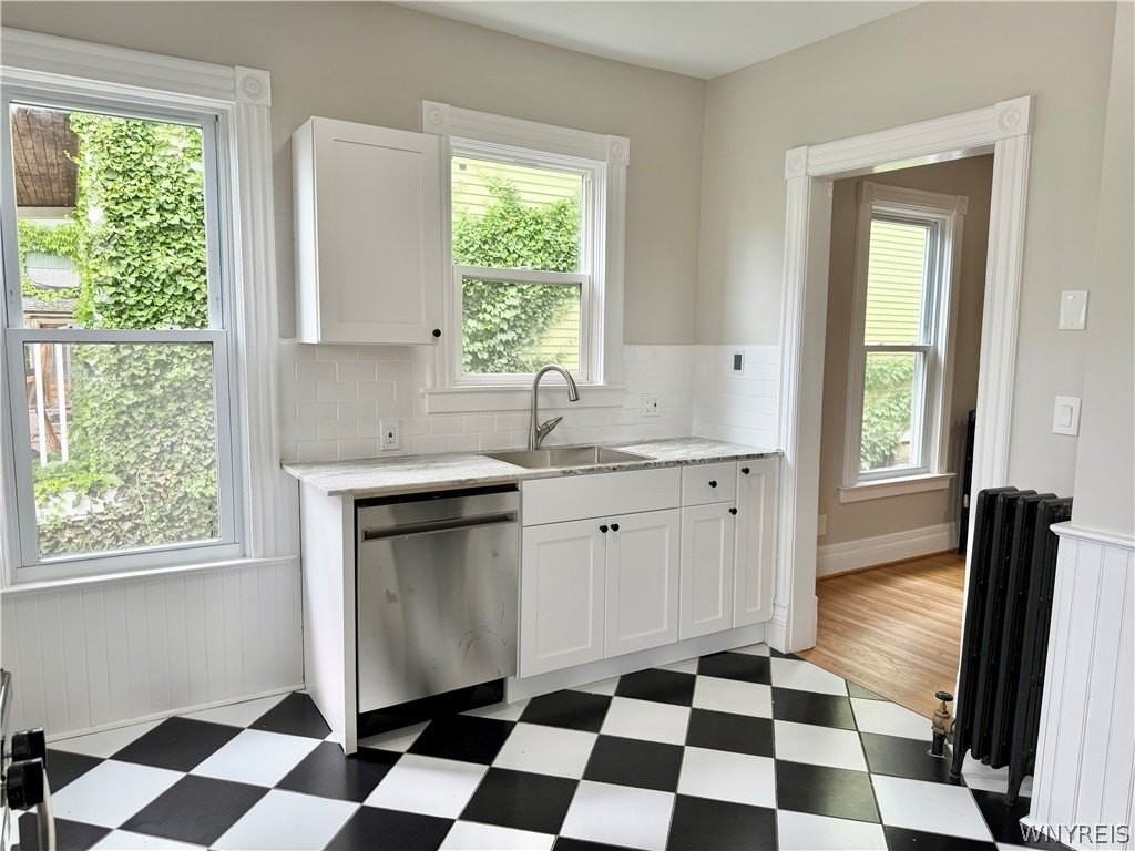 64 Trinity Pl - Photo 7 of 14