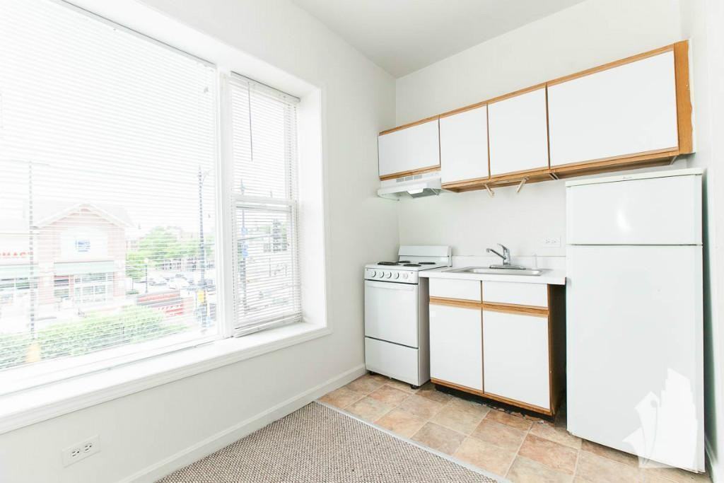 3957 W Irving Park Rd #303 - Photo 3 of 5