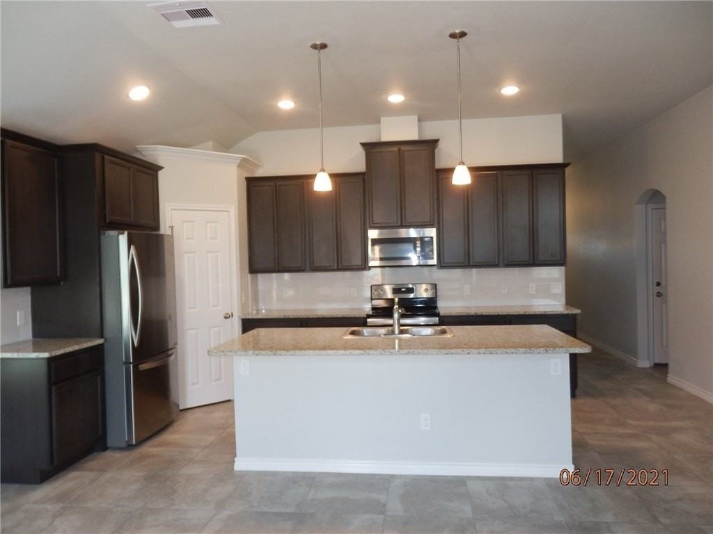 7505 Loyd Neal Dr - Photo 7 of 21