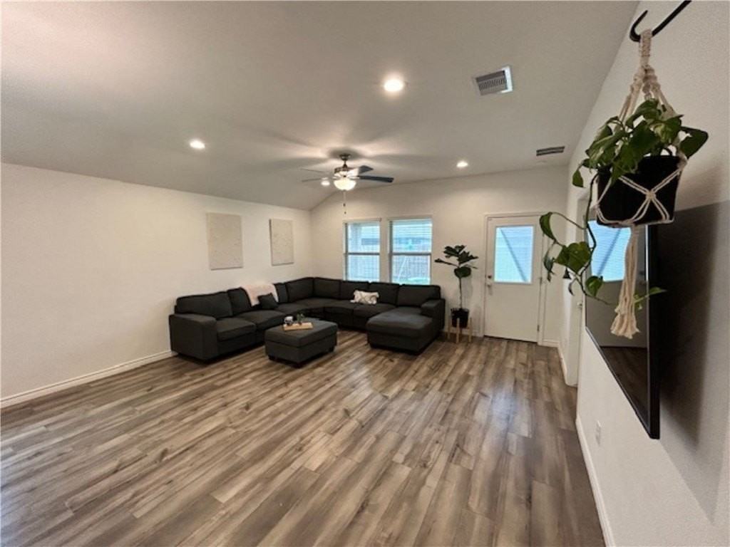 7726 Lariat Toss Dr - Photo 6 of 19