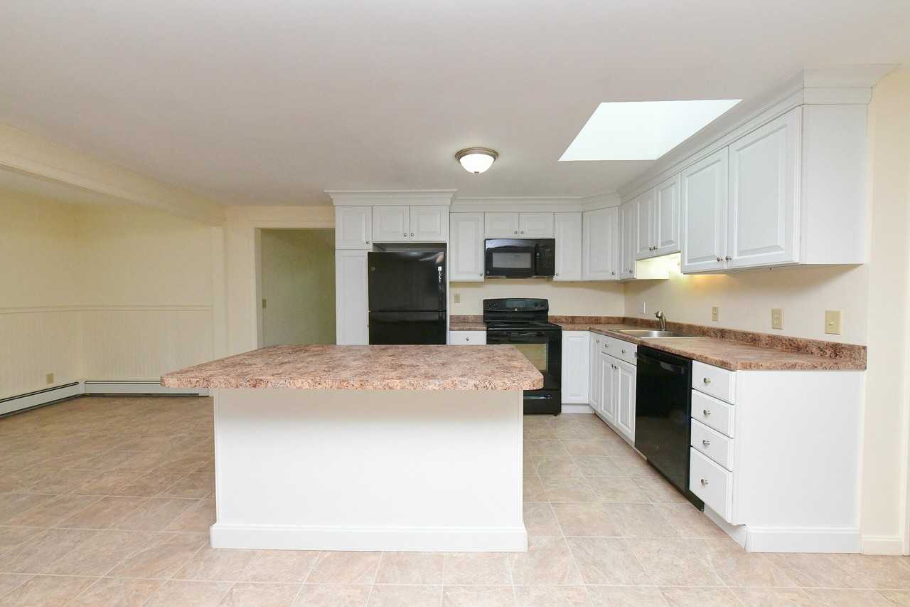49 Chase Rd - Photo 7 of 41