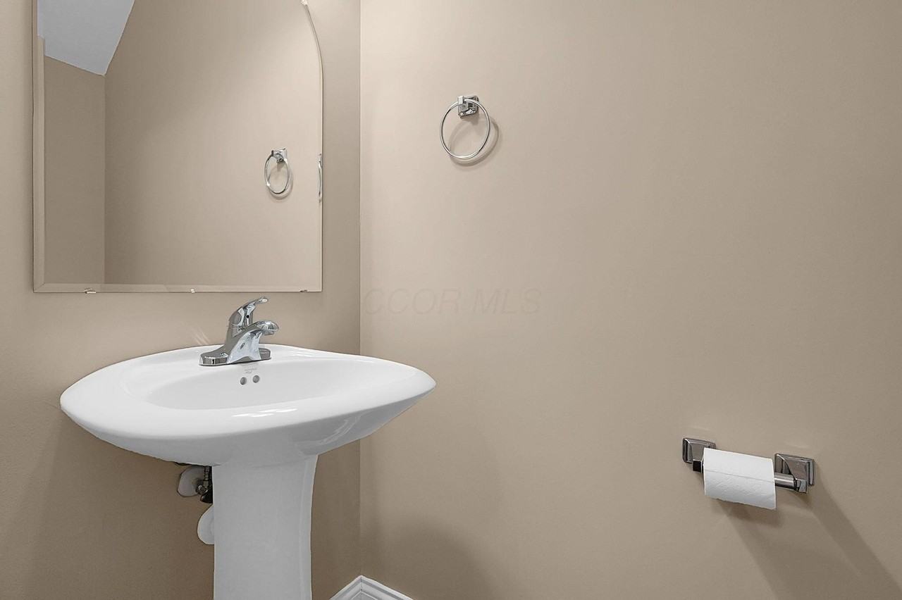 5527 Albany Terrace Way #1104 - Photo 4 of 17