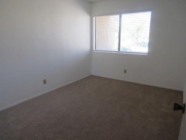 34153 Emily Way - Photo 4 of 9
