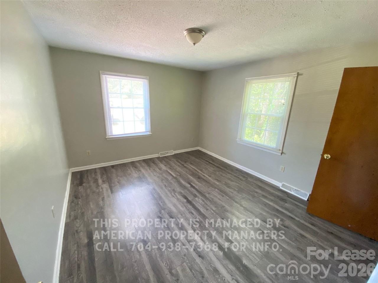 1507 Jamaica Rd #A - Photo 5 of 8
