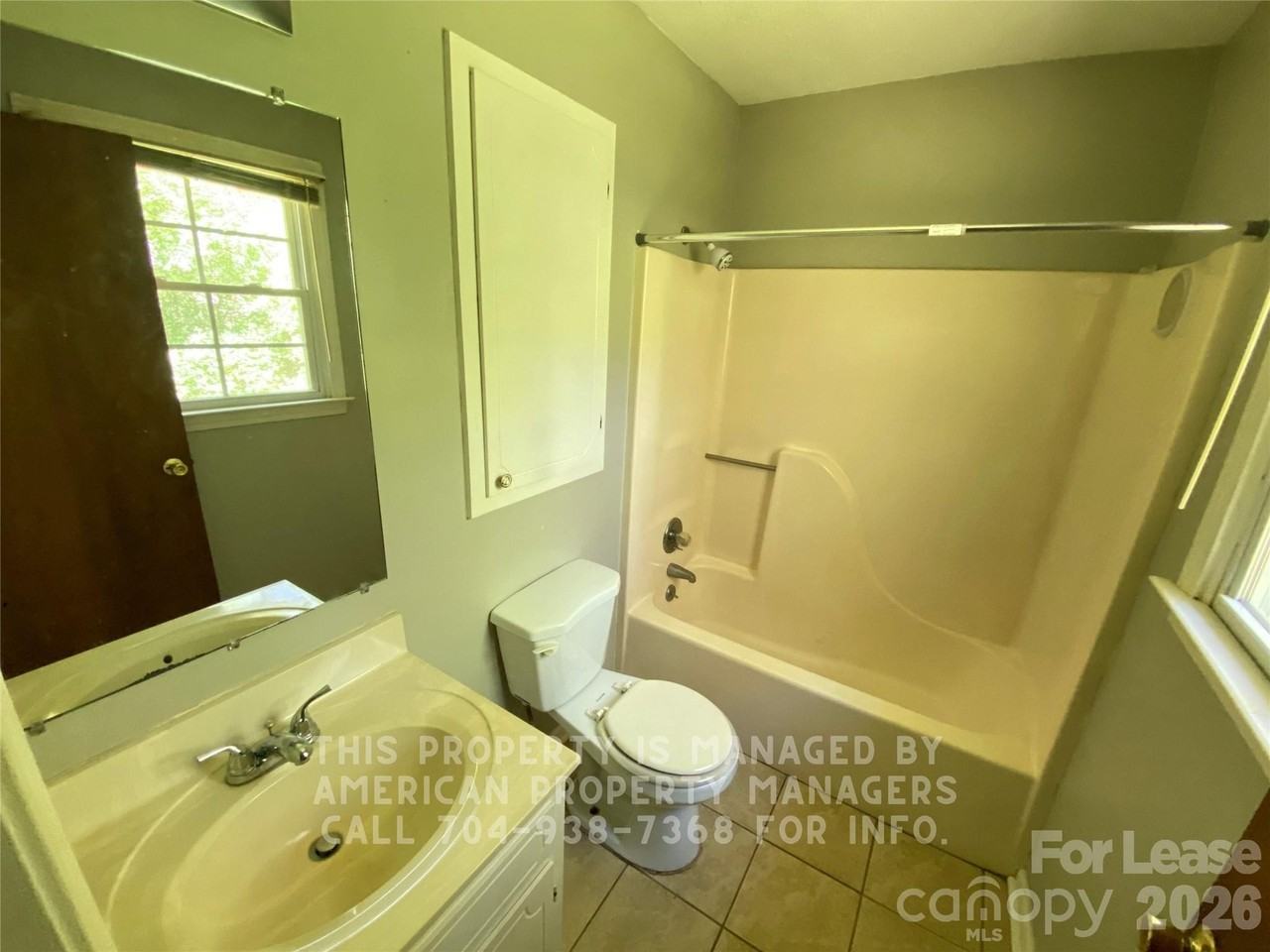 1507 Jamaica Rd #A - Photo 7 of 8