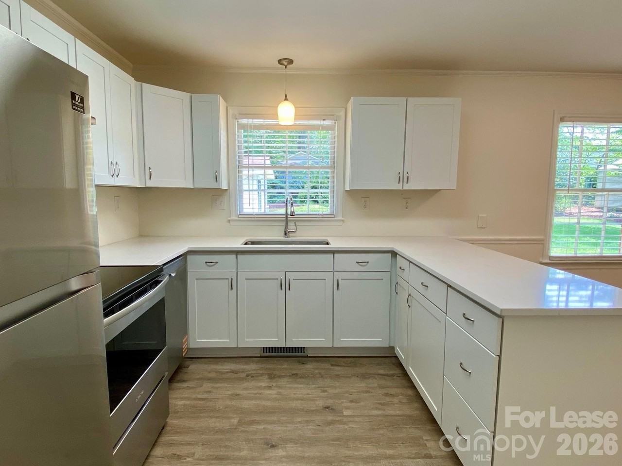 2220 Wensley Dr - Photo 5 of 22