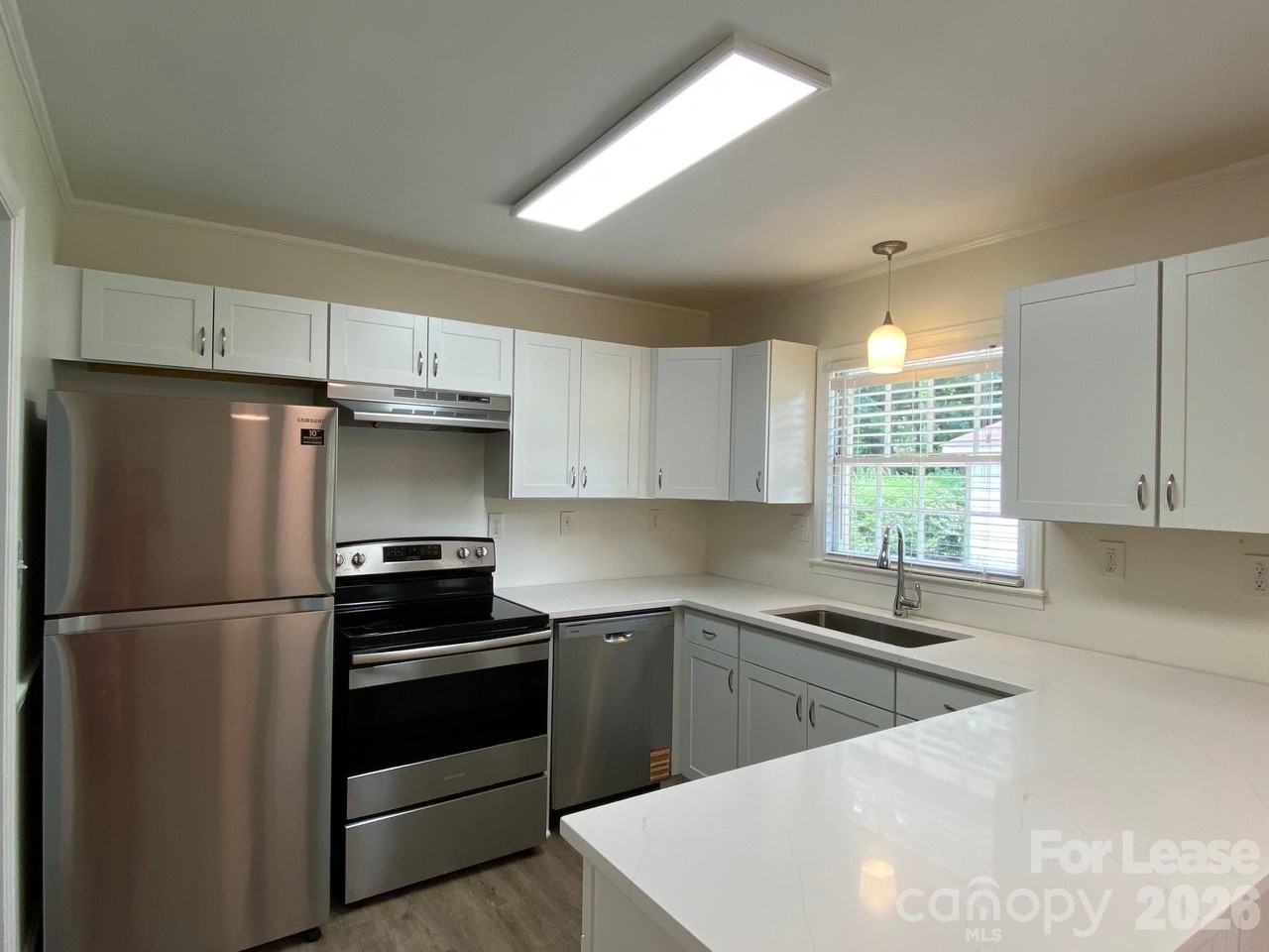 2220 Wensley Dr - Photo 6 of 22