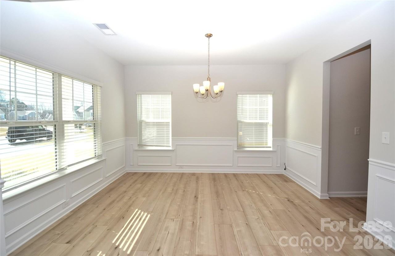 13014 Aberdeen Park Dr - Photo 3 of 41