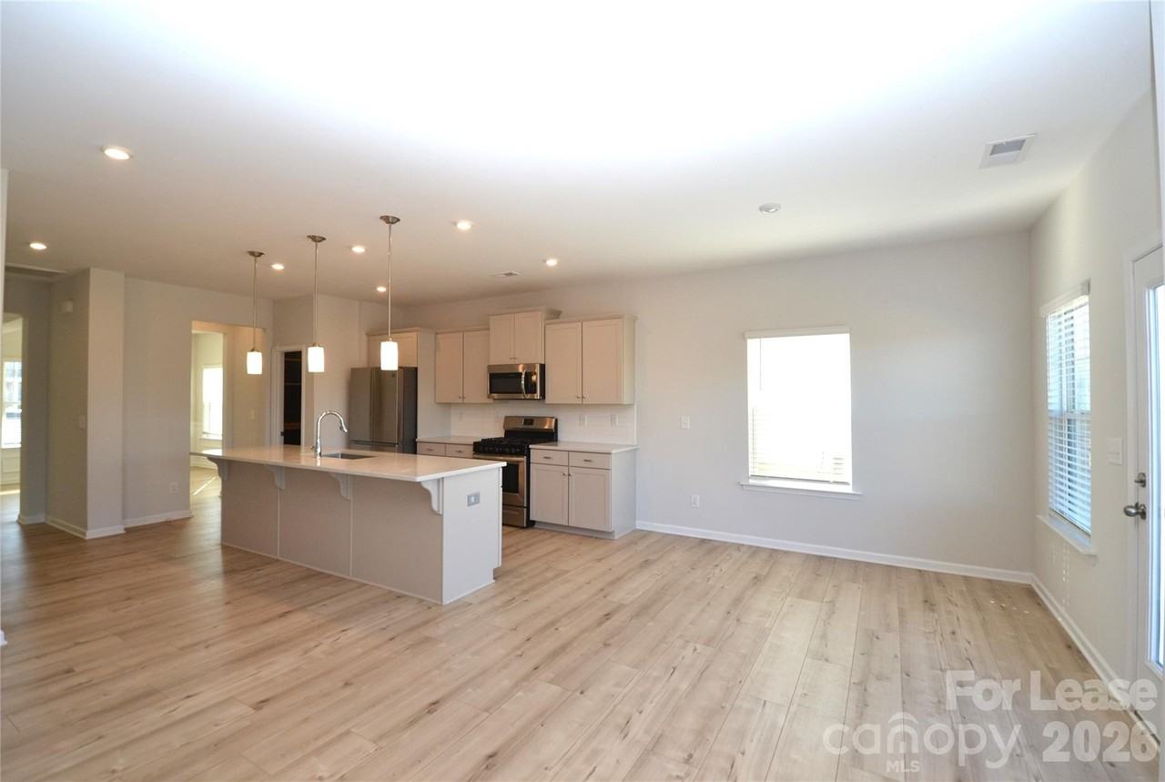 13014 Aberdeen Park Dr - Photo 6 of 41