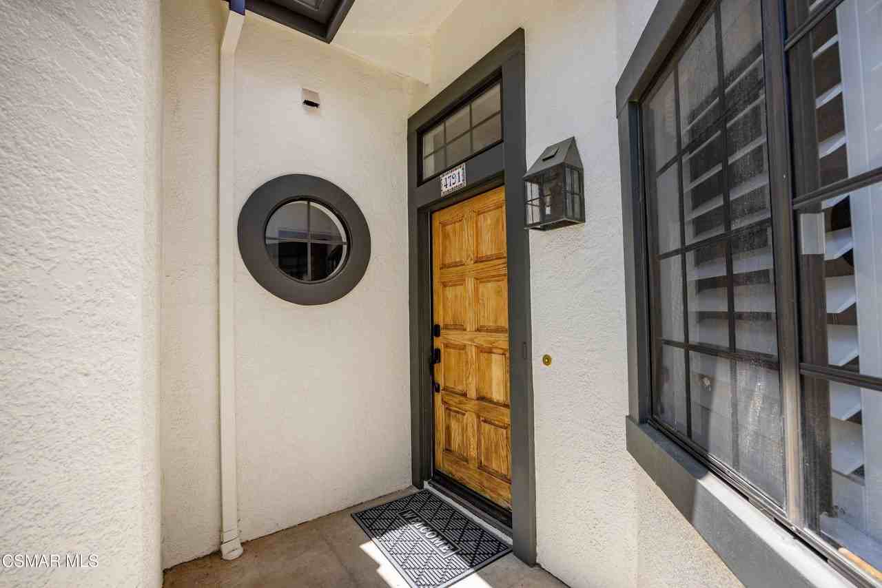 4791 Parma Dr - Photo 3 of 34
