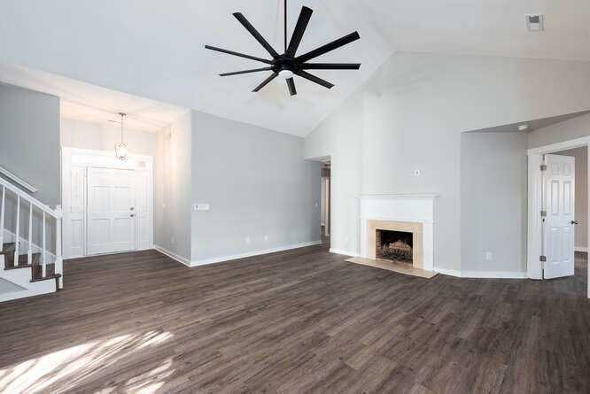 1291 Chatfield St - Photo 5 of 25