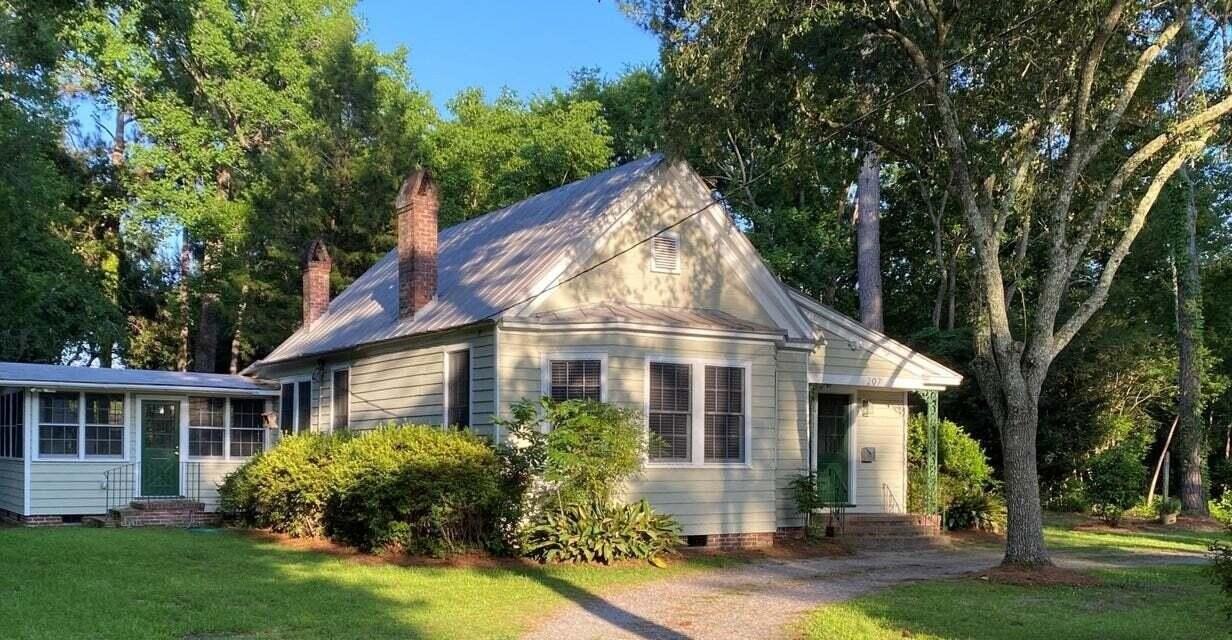 207 W Carolina Ave - Photo 2 of 20