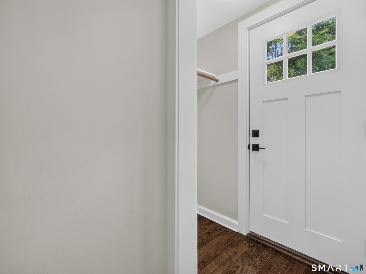 1039 North Rd - Photo 4 of 26