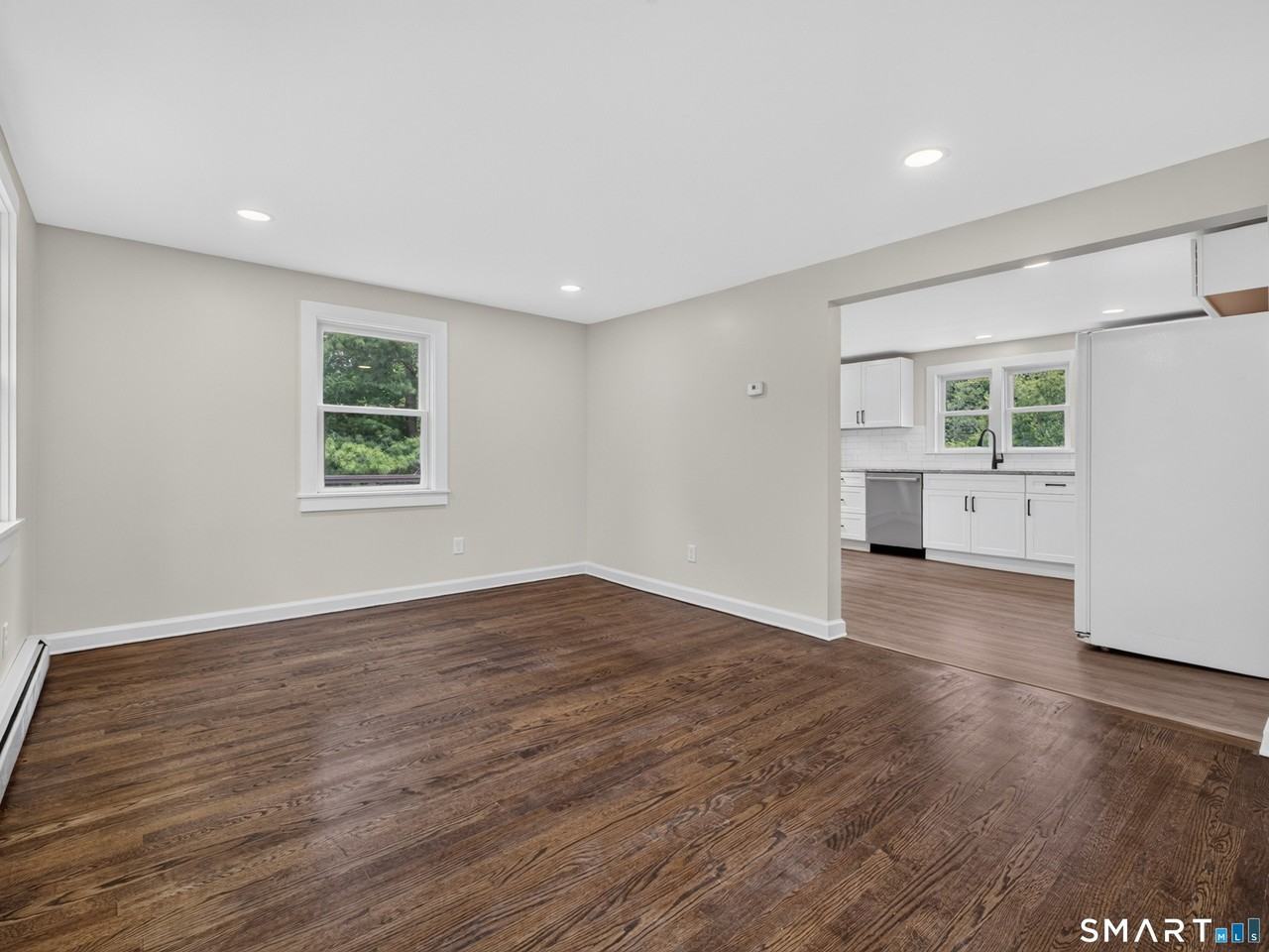 1039 North Rd - Photo 7 of 26