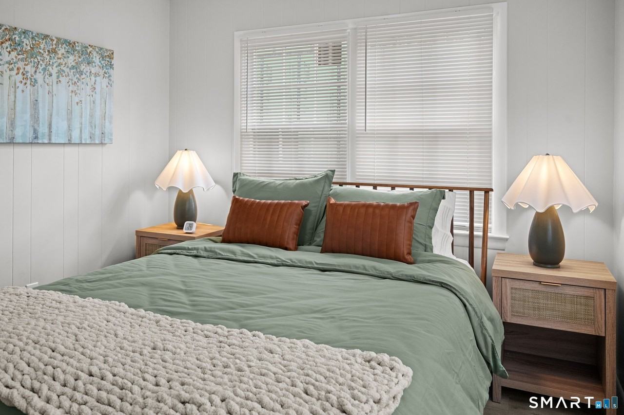 149 E Main St #6 - Photo 7 of 13